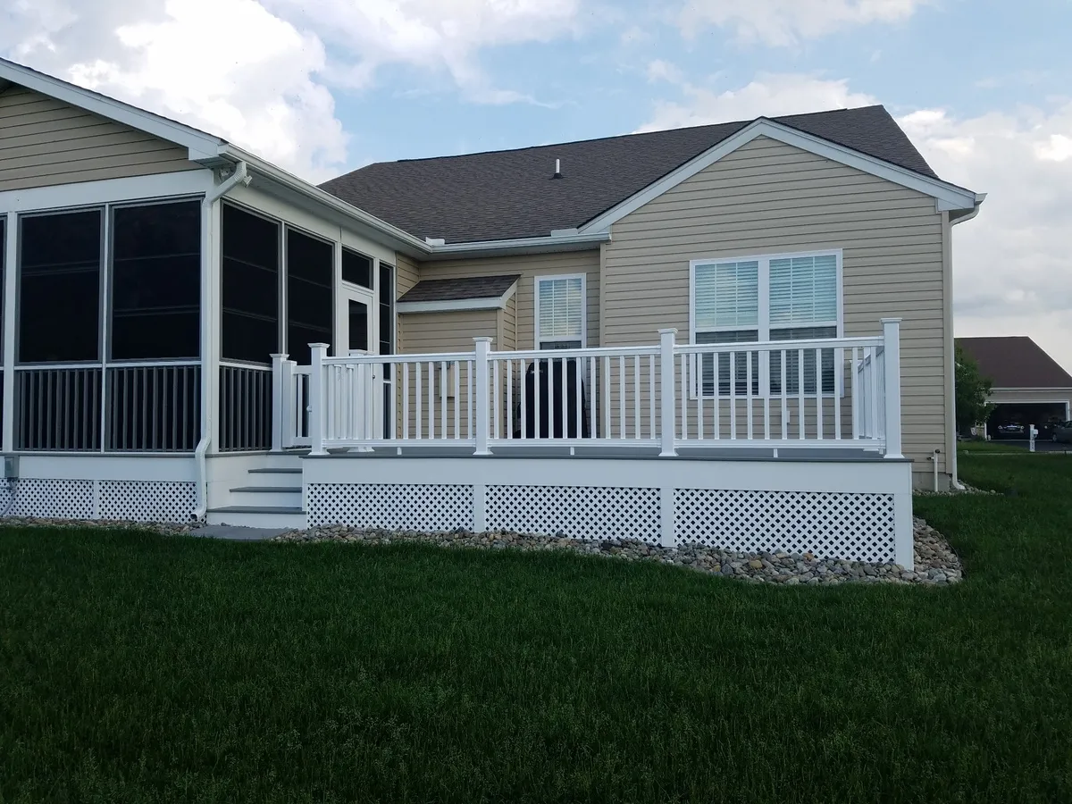 Magnolia Delaware deck by Wright Contracting, photo 4 of 4